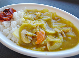 【浦和競馬場】里美食堂 黄色いカレー