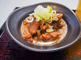 【大井競馬場】煮込みとビールのお店253 特製もつ253(味噌)