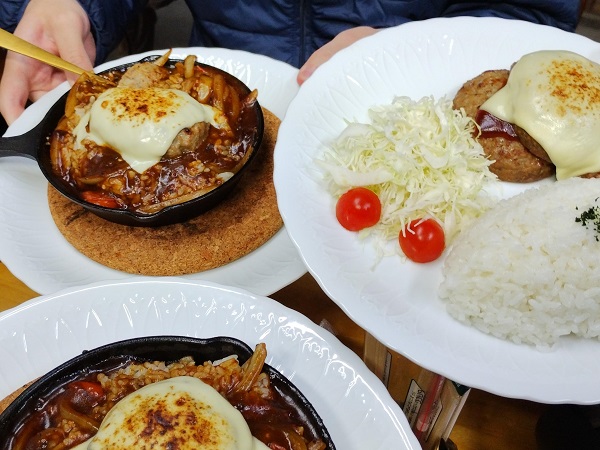 ハンバーグで乾杯