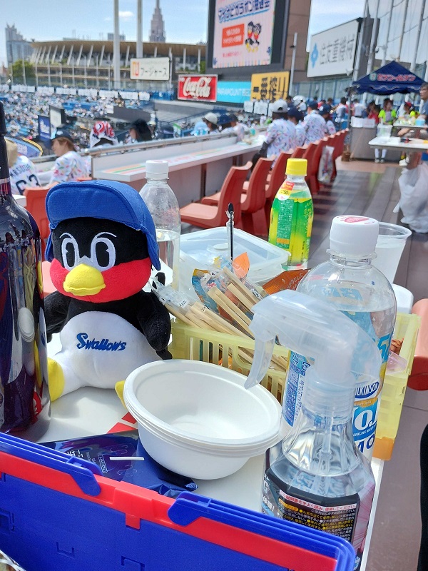 先々週は神宮球場に行きました