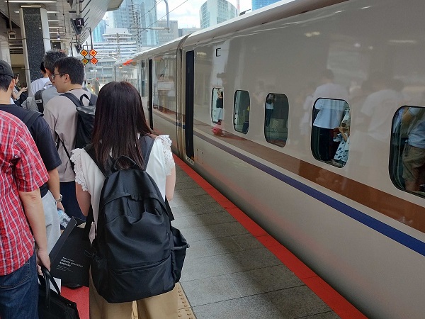 新潟行きの新幹線でスタート